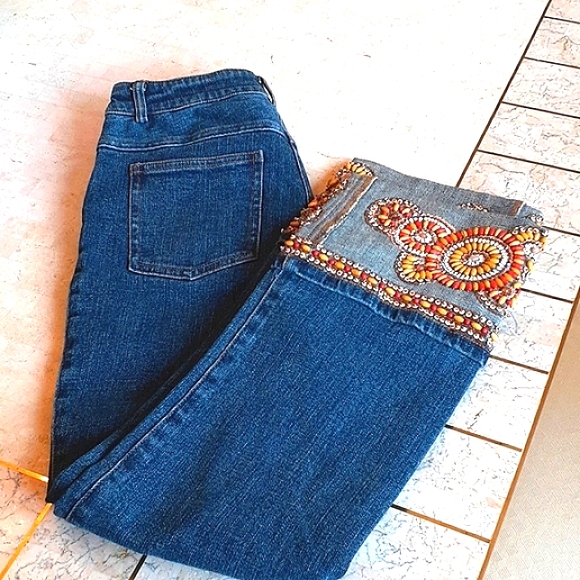 VINTAGE women's Jeans, New pair from Cache, sz 0..floral ,beading design - Picture 13 of 14
